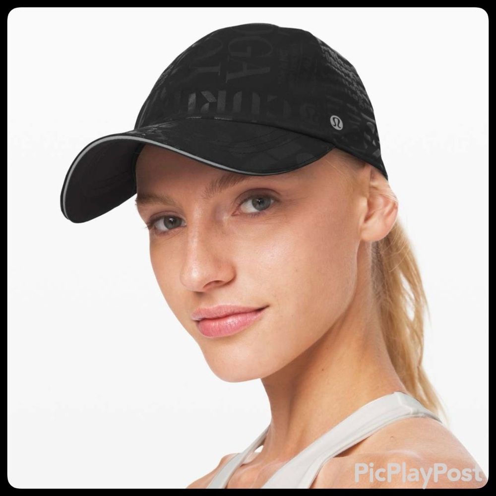 * RARE Lululemon Black Baller Hat Run II 20Y *Manifesto Foil Black (Like New)